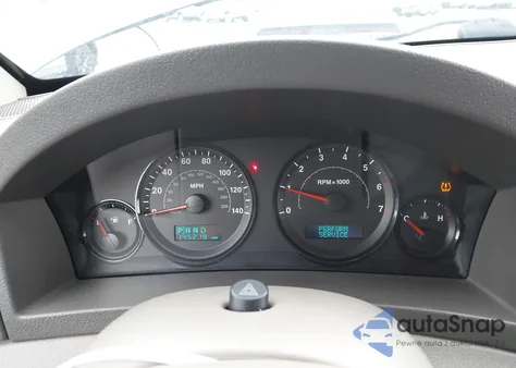 2005 Jeep Grand Cherokee Laredo из США, поврежденный, VIN 1J4GR48K25C725519